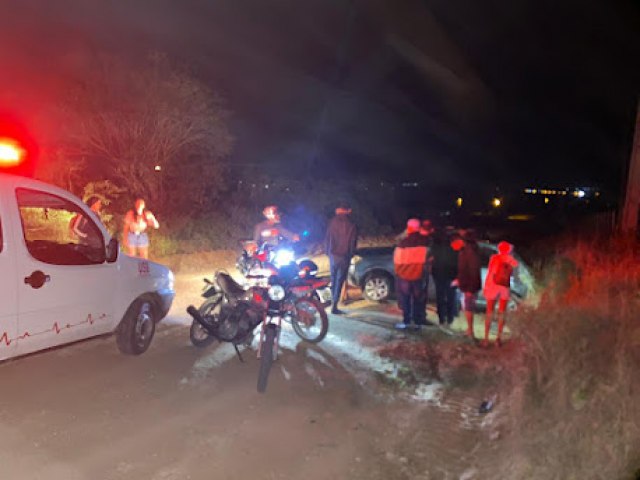 Motorista de Palio fica ferido em capotamento na estrada de Aroeira