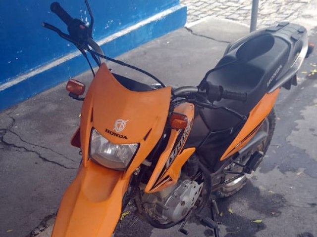 Moto roubada em Santaluz é recuperada pela Polícia Civil em Cansanção