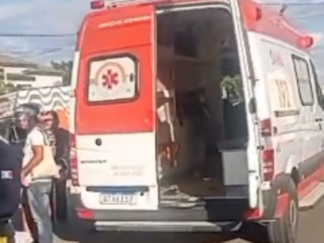 Acidente entre motos próximo ao Contorno de São José deixa idoso ferido