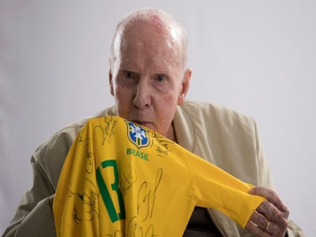 Zagallo, nico tetracampeo mundial, morre aos 92 anos no Rio
