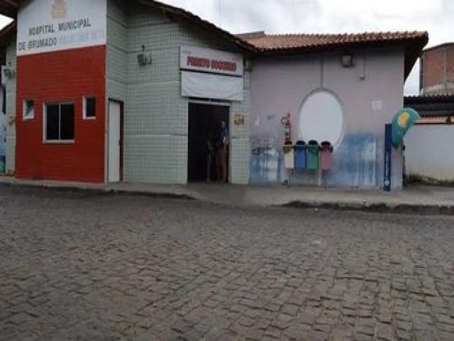 Bandidos invadem hospital municipal em Brumado e matam homem que estava internado a tiros.