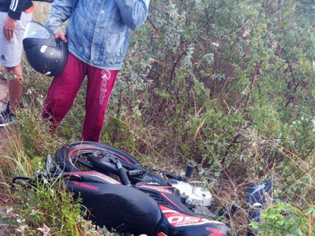 Homem  encontrado morto ao lado de motocicleta em trecho da BA-120, entre Valente e Retirolndia