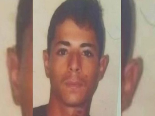 Homem morto a tiros na frente da esposa e filhos em Casa Nova