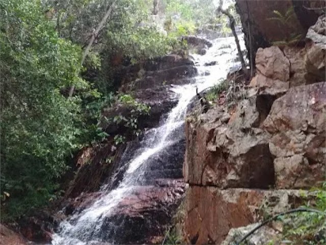 Ossada humana  encontrada na regio da cachoeira do Anbal em Jacobina