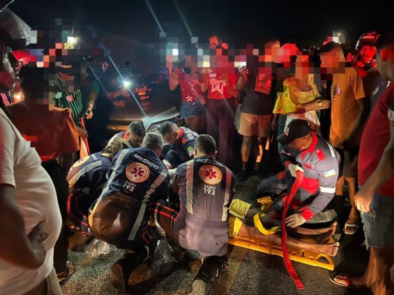 Noite movimentada de acidentes: Em espao de tempo, guia Resgate e SAMU, prestam socorro  vtimas de acidente na BA-409, em Conceio do Coit