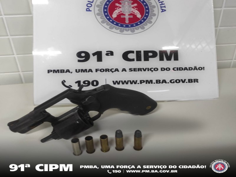 POLCIA MILITAR REALIZA PRISO EM FLAGRANTE POR TENTATIVA DE HOMICDIO E APREENDE ARMA DE FOGO EM MAIR