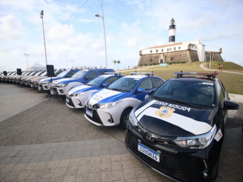 Polcias Militar, Civil, Tcnica e Rodoviria Federal recebem viaturas para reforo no combate ao crime organizado