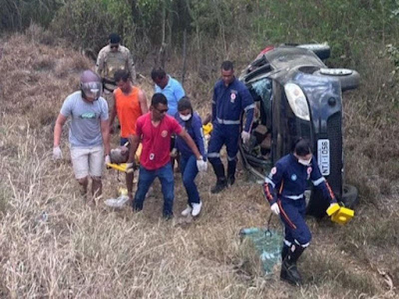 Grave acidente na BA-120, trecho que liga Riacho a Coit