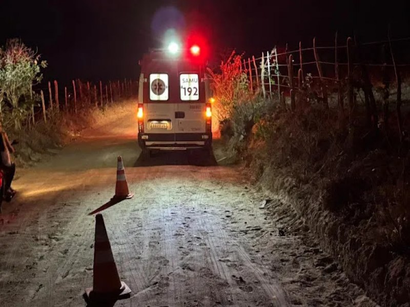 Motociclista fica ferido em coliso com cavalo na zona rural de Barrocas