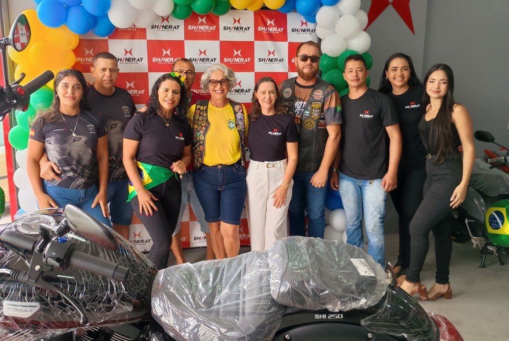 SHINERAY COLINA MOTOS SERVE CAF� DA MANH� PARA SEUS CLIENTES E APRESENTA LINDAS MOTOCICLETAS, CONFIRA V�DEO E FOTOS