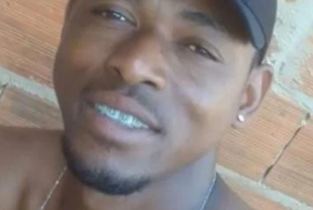 Homem morre ap�s ser esfaqueado durante discuss�o em Ibitit�