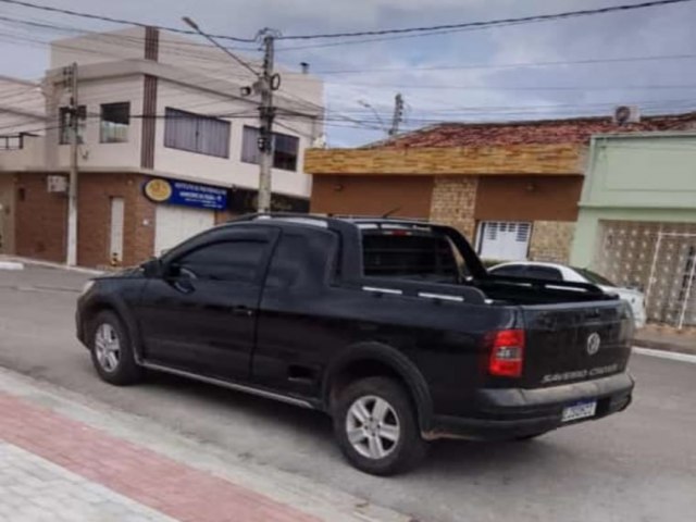 Proprietrio pede ajuda para encontrar carro roubado no distrito de Negras