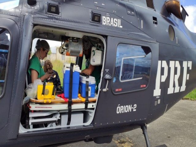 Corao para transplante  transportado de helicptero pela PRF e SAMU de Caruaru at Recife