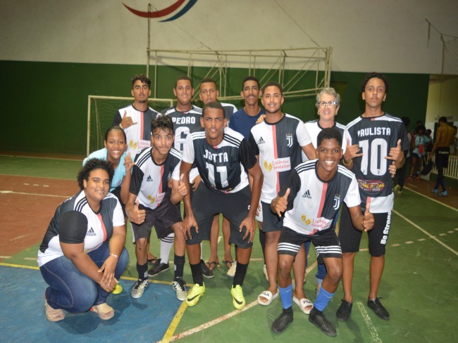 Estudantes de Alagoinhas participam de Jogos Estudantis Estadual