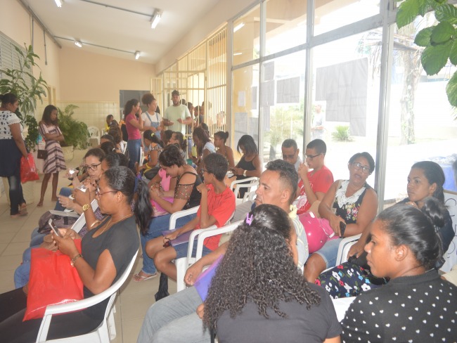 Candidatos de treze cidades disputam as ultimas vagas para cursos tcnicos do CETEP em Alagoinhas