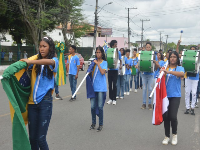 Alagoinhas rene estudantes de varias cidades da regio em encontro cultural