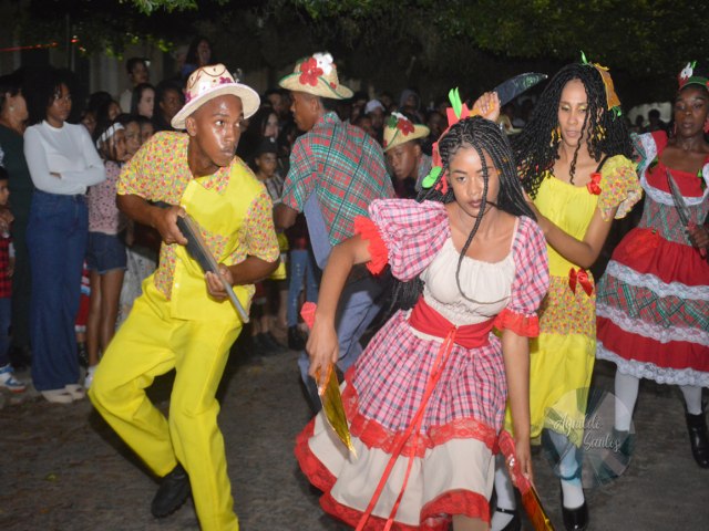 Apresentao de quadrilhas junina em Catu emociona comunidade rural 