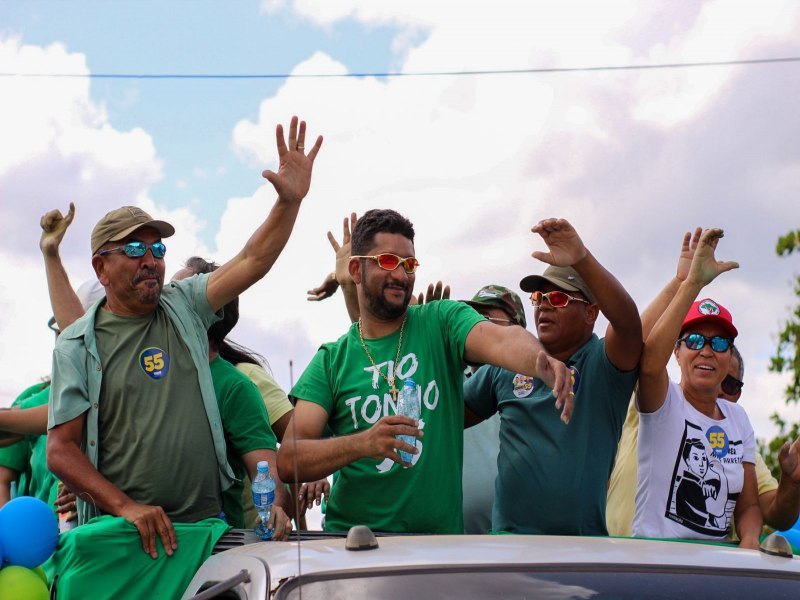 Carreata em Aramari indicam crescimento no ndice de aprovao de Tonho Cardoso 