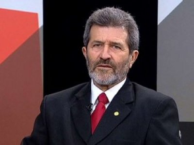 Gonzaga Patriota participará do Programa Brasil em Debate na TV Câmara