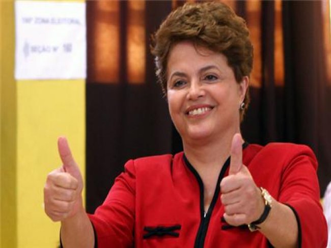 Dilma reúne núcleo duro do governo para discutir impeachment