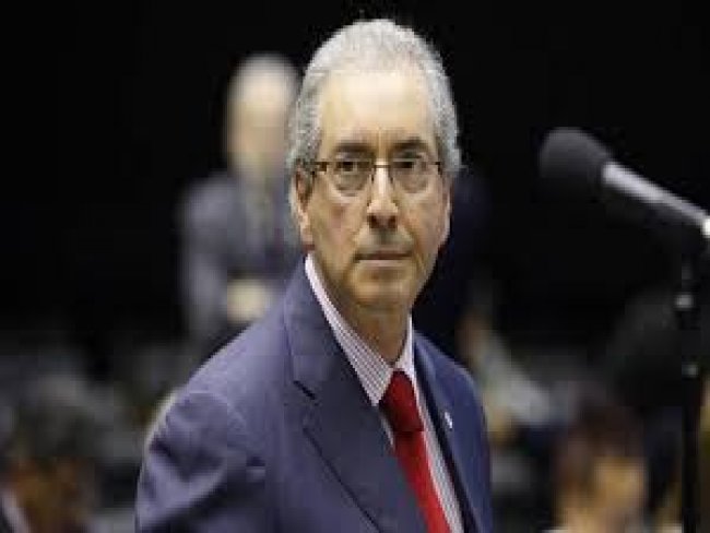 Cunha diz que decisão do STF não muda papel dele sobre impeachment