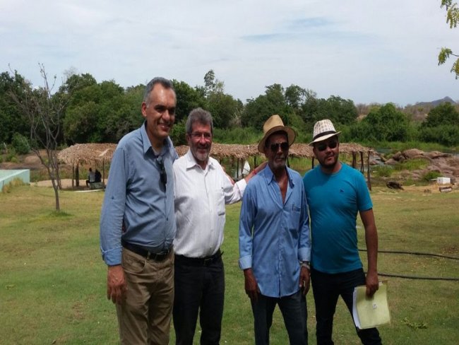Gonzaga Patriota se reúne com agricultores, moradores do Projeto Fulgêncio e prefeito de Lagoa Grande
