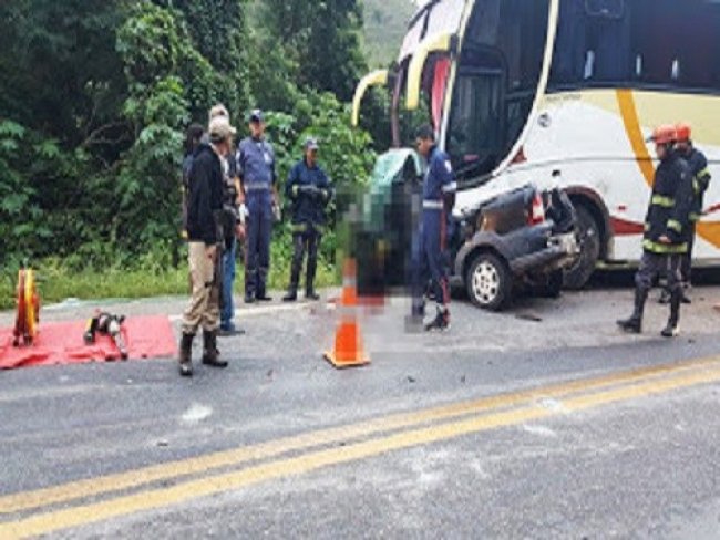 Acidente resulta em dois mortes  entre ônibus de turismo de Petrolina e veículo