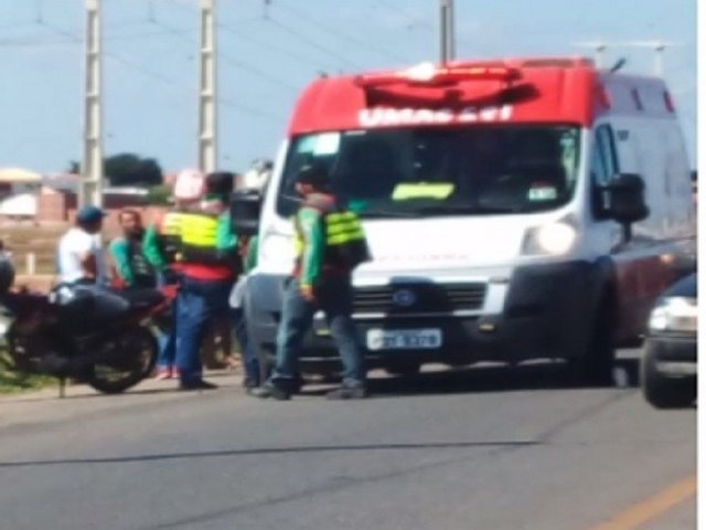 Mototaxista sofre acidente na Av. Transnordestina, em Petrolina (PE)