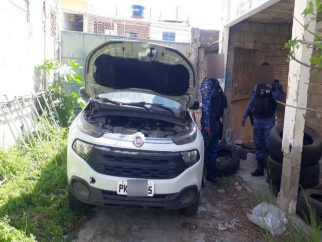 Veículo da Prefeitura de Juazeiro (BA) e outro de Parauapebas (PA) são encontrados após furto; um estava sem o motor