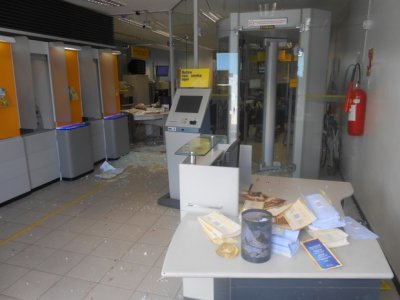 Quadrilha assalta dois bancos em 4h no Sul do Piauí, diz polícia