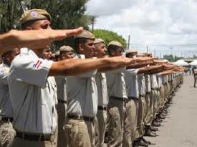 Capim Grosso:Câmera de posto de gasolina registra execução de tenente da PM na Bahia