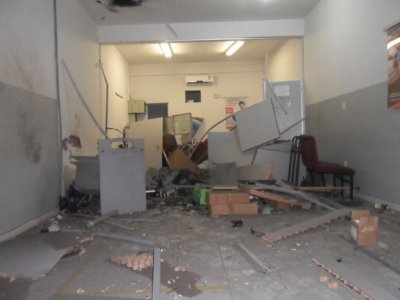 Caixas eletrônicos são explodidos no Reconcâvo e região metropolitana