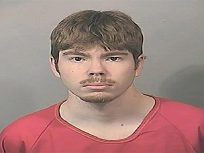 Homem é preso após ser flagrado fazendo sexo com cachorro do amigo