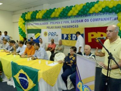Paulo Souto recebe apoio de mais quatro partidos