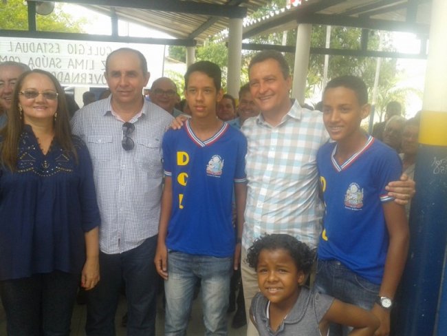 Visita ao Colégio Estadual Dulcina Cruz Lima e a Escola Municipal Maria Estella Rodrigues Ferreira em Rodelas