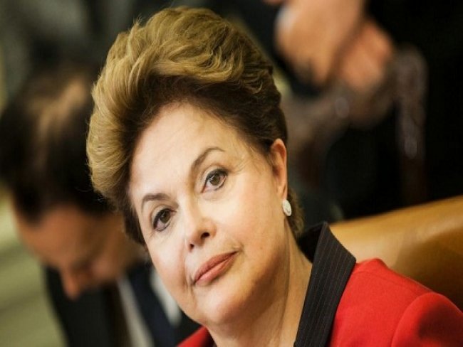 Ministro do TCU indica rejeição de contas de Dilma