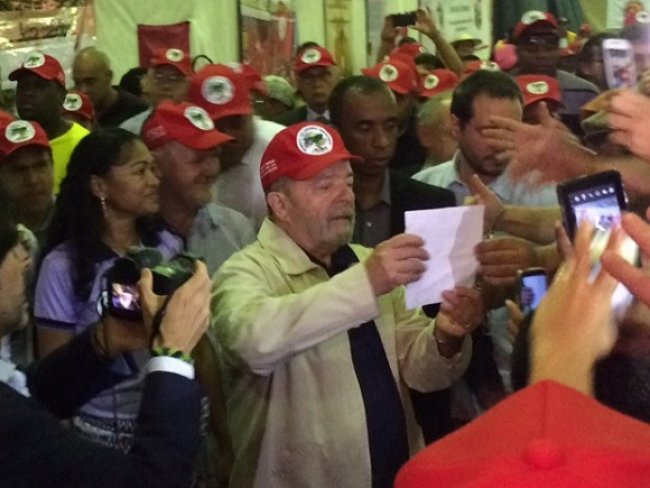 Lula diz que Dilma fez pedaladas para pagar 