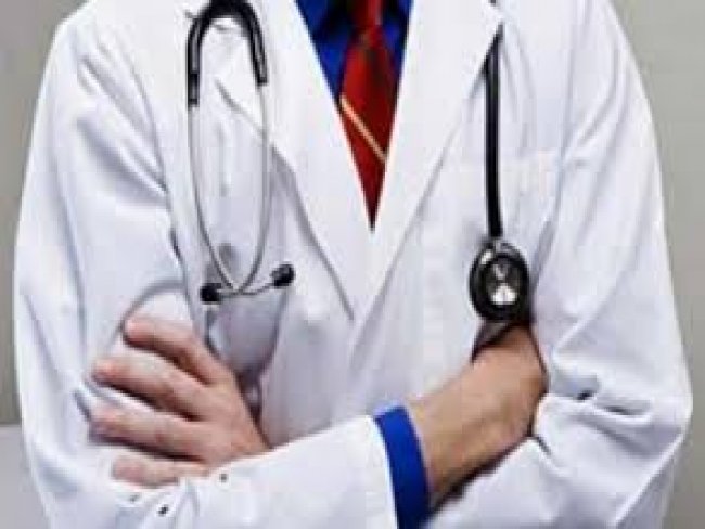 Prefeituras usam Mais Médicos para cortar gastos, diz levantamento