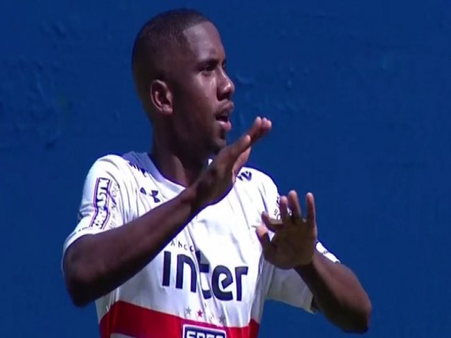 Com gol do Belemita Toró São Paulo passa pelo Inter nos pênaltis; na quinta, decide a Copinha contra o Flamengo