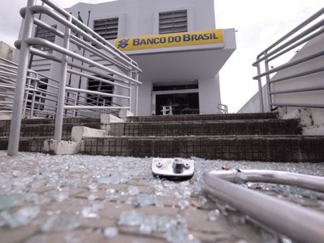 Morre mais um suspeito de integrar bando que assaltou bancos em São Bento do Una