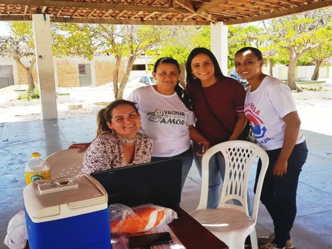 A equipe da sade com foco total para proteger os nossos pequenos contra o sarampo.