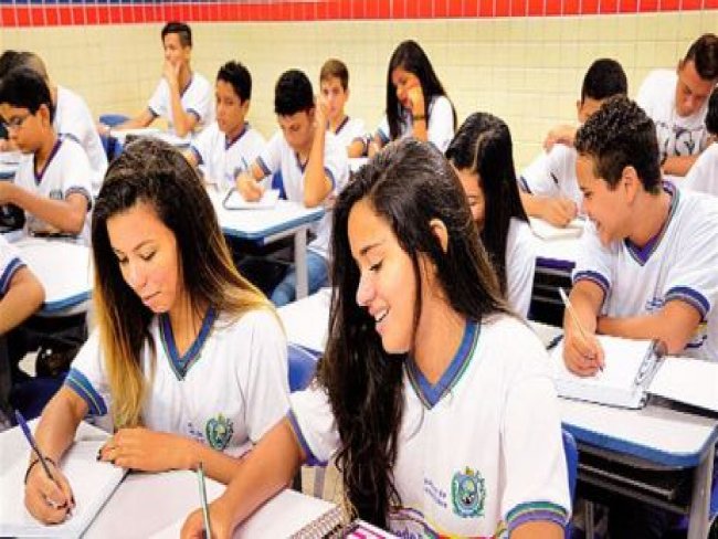 Rede de ensino de Pernambuco abre matrcula para 74,9 mil novos alunos em 2020