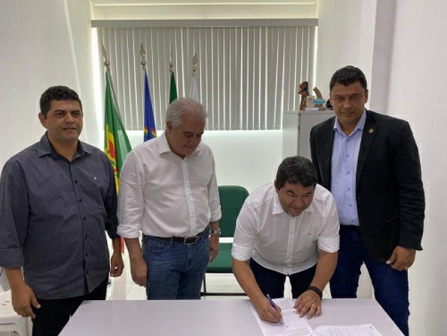 Acordo entre Incra e prefeitura garante acesso a crdito em assentamentos de municpio do Serto do Itaparica