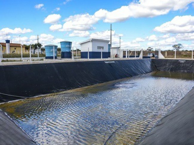 Governo de Pernambuco finaliza licitao para instalao de 170 dessalinizadores; quatro municpios do Serto sero beneficiados