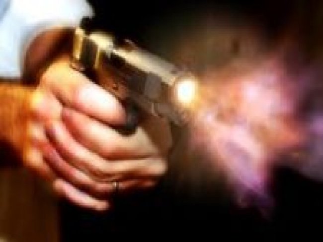 Homem  alvo de vrios disparos de pistola em Serra Talhada e encontra-se internado na UTI