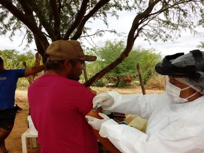 A Prefeitura de Itacuruba, , segue com a campanha de imunizao contra o sarampo, desta vez tambm na zona rural do municpio.