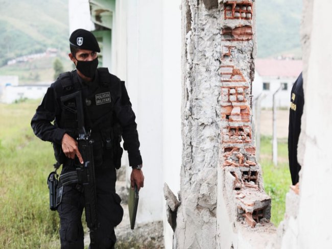 A(Seres) divulgou a lista dos detentos que fugiram da Penitenciria Doutor nio Pessoa Guerra, em Limoeiro, no Agreste de Pernambuco.