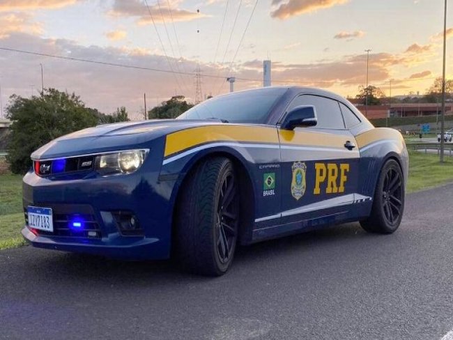 Camaro apreendido em ao contra o trfico  usado pela PRF em operaes especiais no RS