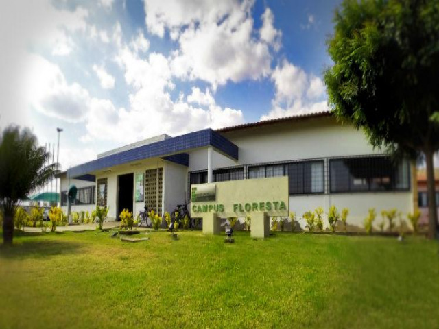 Abertas Inscries de processo seletivo para ingresso nos cursos tcnicos do IF Serto-PE Campus Floresta, com 205 vagas