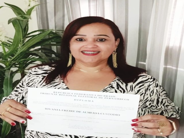 A Vereadora Rivania Freire  diplomada, pela terceira vez consecutiva vereadora em Itacuruba-PE